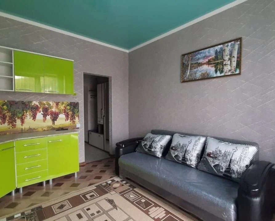 Квартира-студия Санторини в сентре Санаторного парка